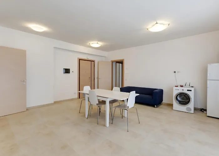 Vassallo Uno 4*