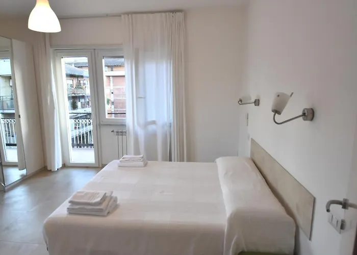 Vassallo Uno 4*